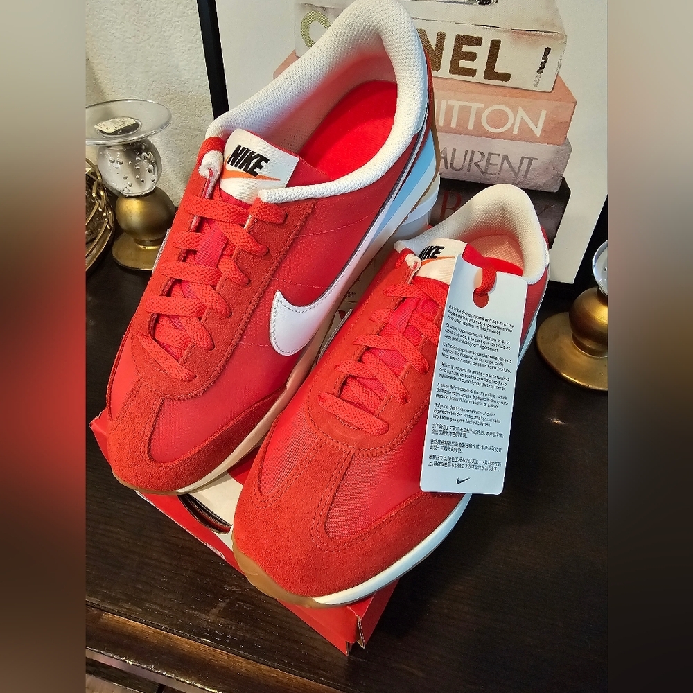 Nike Pacific Low Top Sneaker ( Women) 8